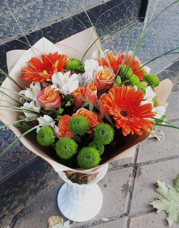 Букет цветов из: Герберы, Хризантемы, Альстромерии и Розы в Голубинской