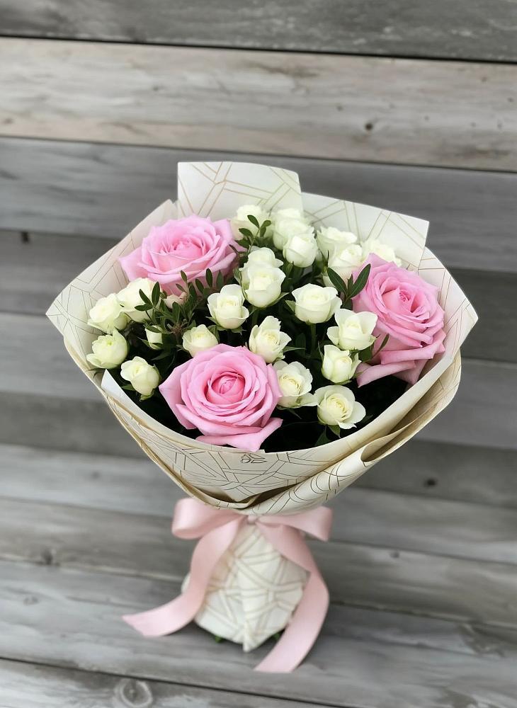 Букет цветов из: Розы в Голубинской