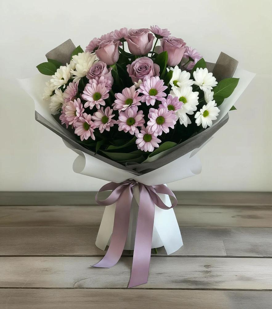 Букет цветов из: Хризантемы и Розы в Голубинской