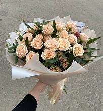 Букет Кремовые розы Латте в Голубинской