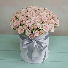 Цветочная композиция из Розы в шляпной коробке в Голубинской