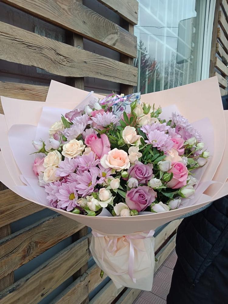 Букет цветов из: Розы и Хризантемы в Голубинской