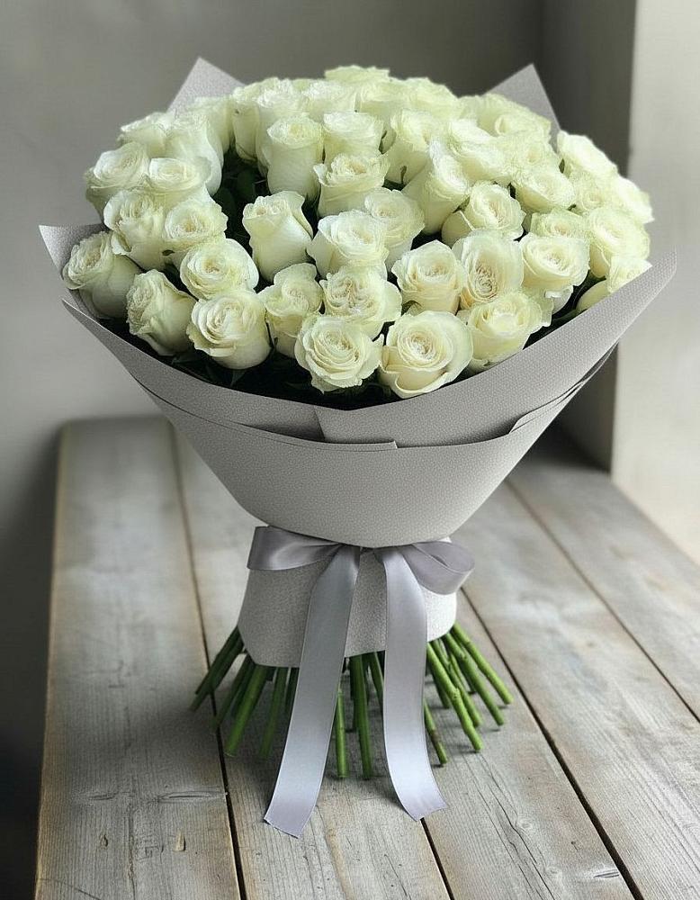 Букет 35 Белых роз в Голубинской