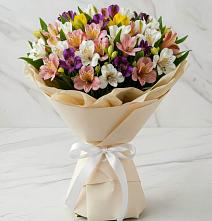 Букет цветов из:  Альстромерии #REPLACE_PRED# Голубинской