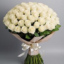 Букет 101 беля роза Белоснежка в Голубинской