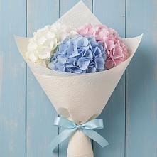 Букет цветов из:  Гортензия в Голубинской