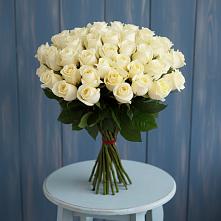 Букет 51 Белая роза Эдлесс Лав в Голубинской