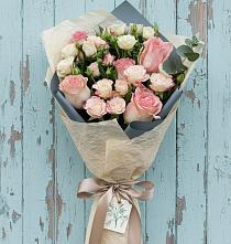 Букет цветов из:  Розы в Голубинской