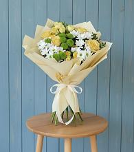 Букет цветов из:  Хризантемы и Розы в Голубинской