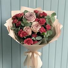 Букет цветов из:  Гвоздики и Розы в Голубинской